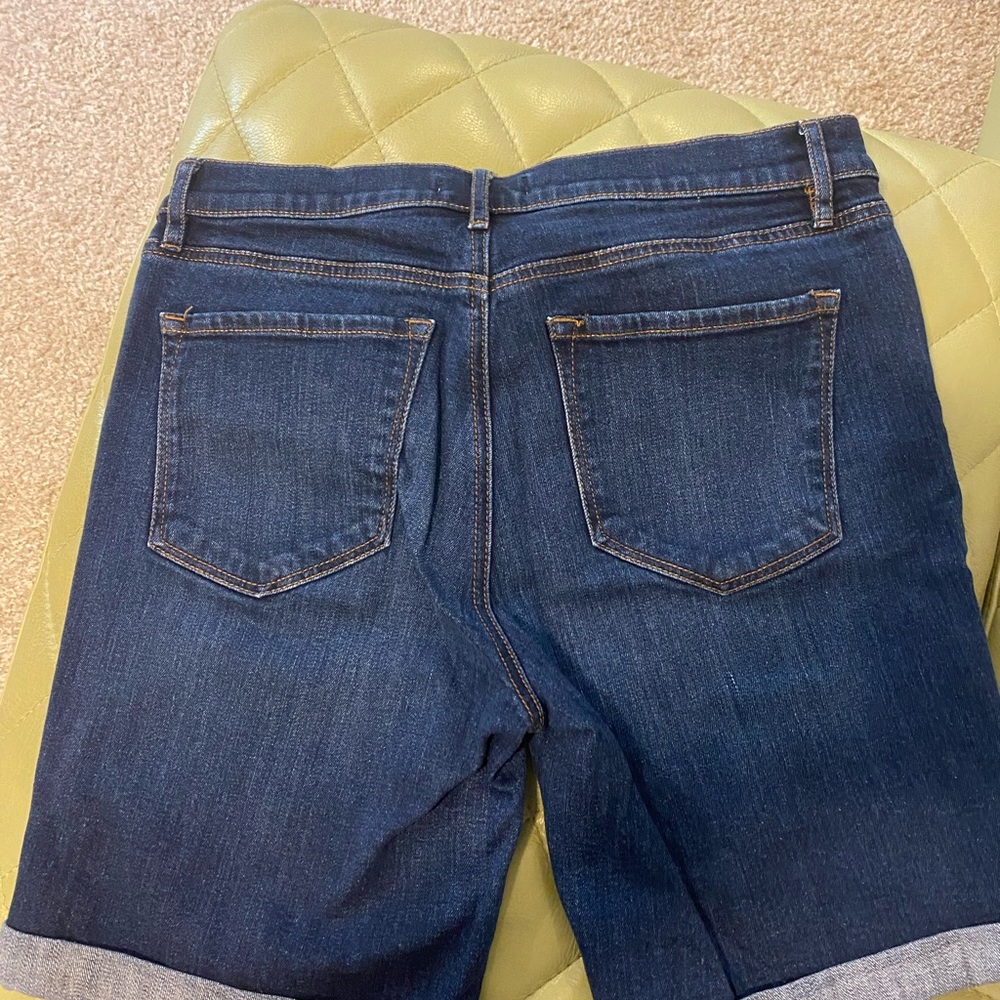 Loft - Ladies Jean Shorts - Size 8 - Picture 2 of 4